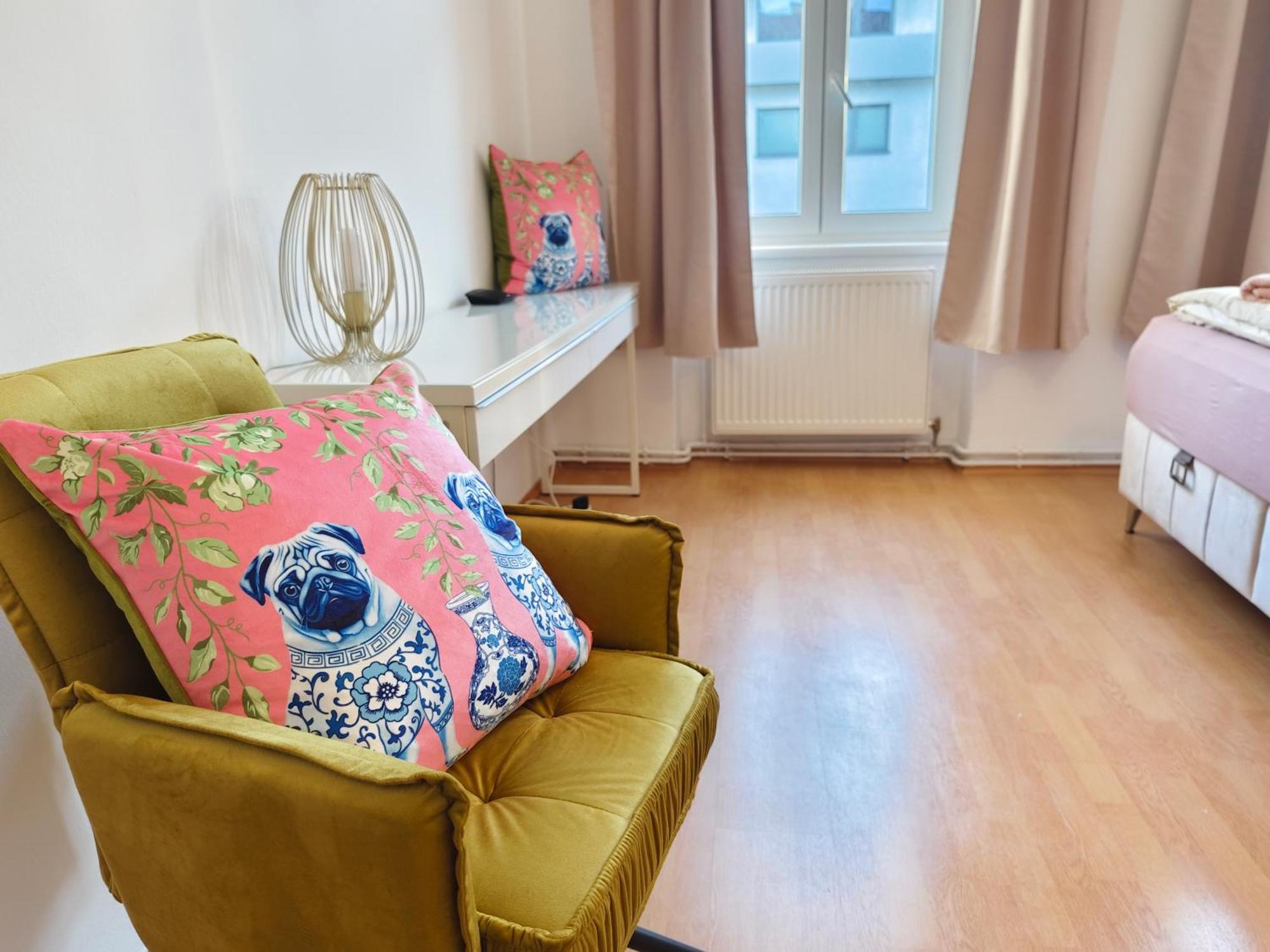 The Rose Apartment - Near Schoenbrunn Palace Vienne Extérieur photo