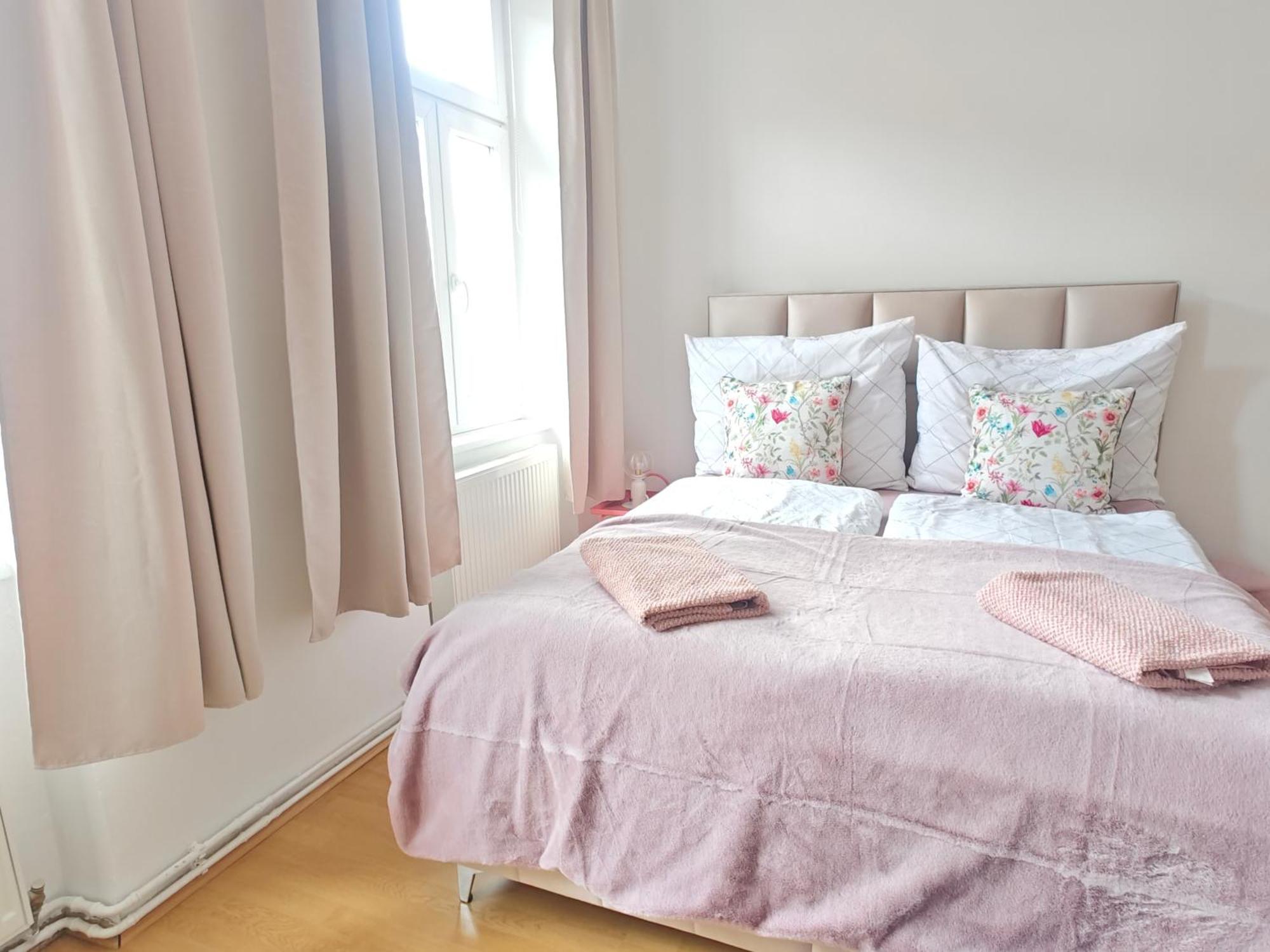 The Rose Apartment - Near Schoenbrunn Palace Vienne Extérieur photo